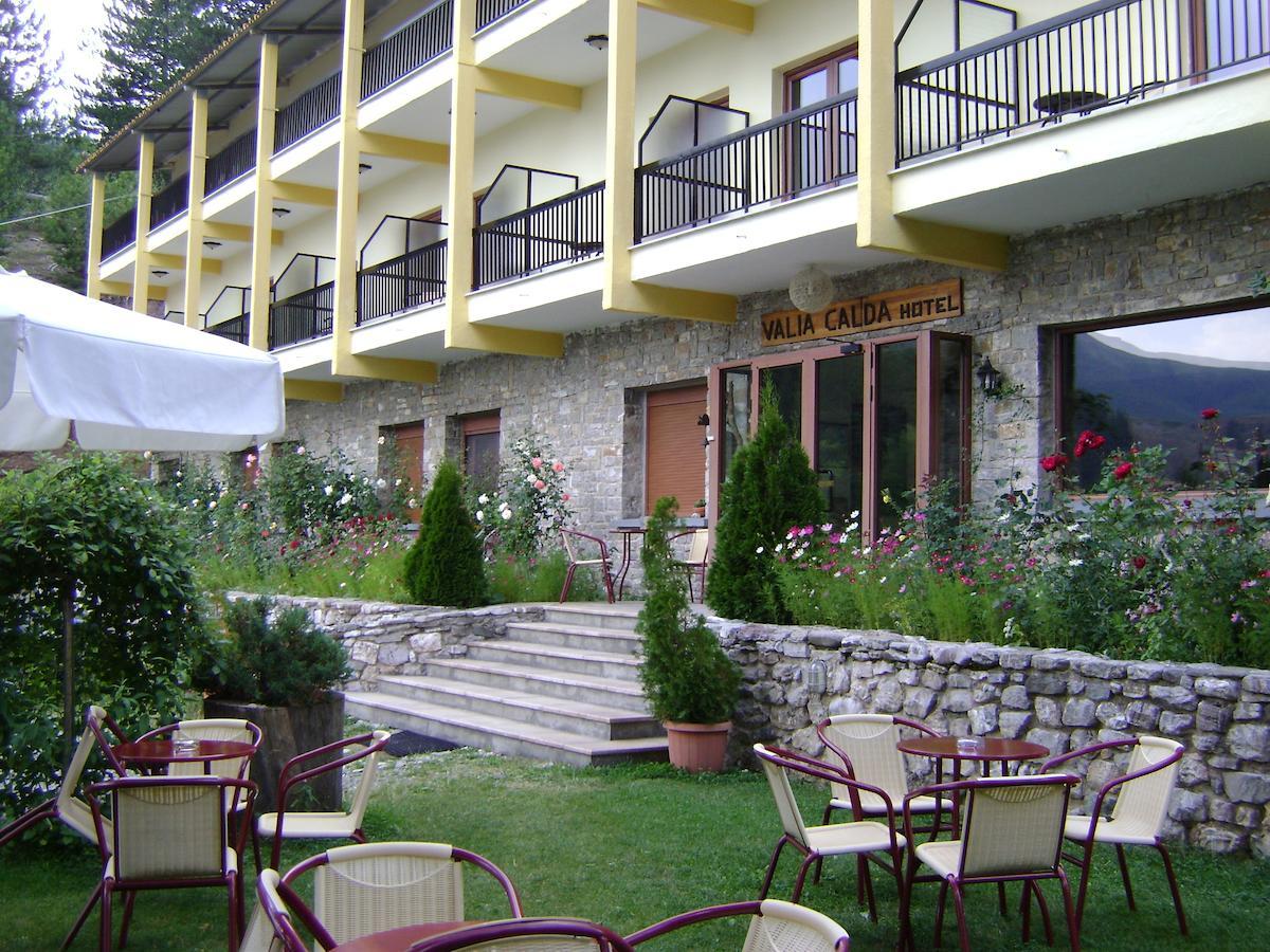 Valia Calda Hotel Perivoli  Exterior photo